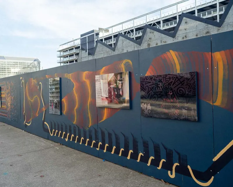 Permanent installation on a painted wall in Nantes. Photo by Iheb Fehri